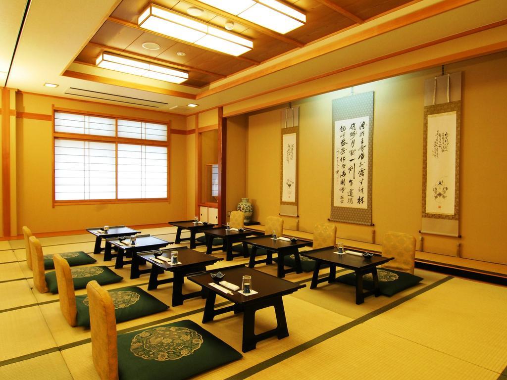 Yamatoya Hotel Yamanouchi  Exterior photo
